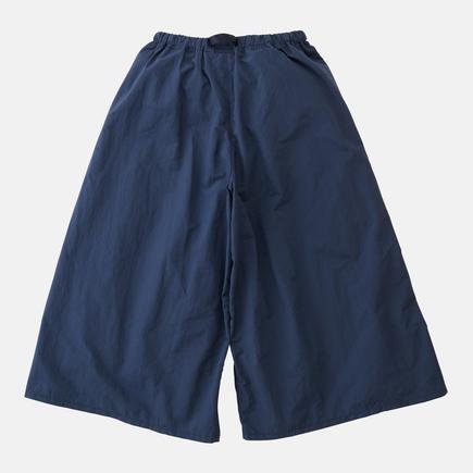 Gramicci ウィメンズナイロンフレアパンツ