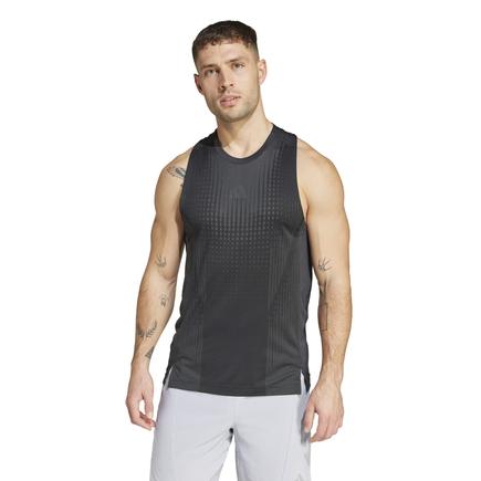 adidas エアチルタンクトップ