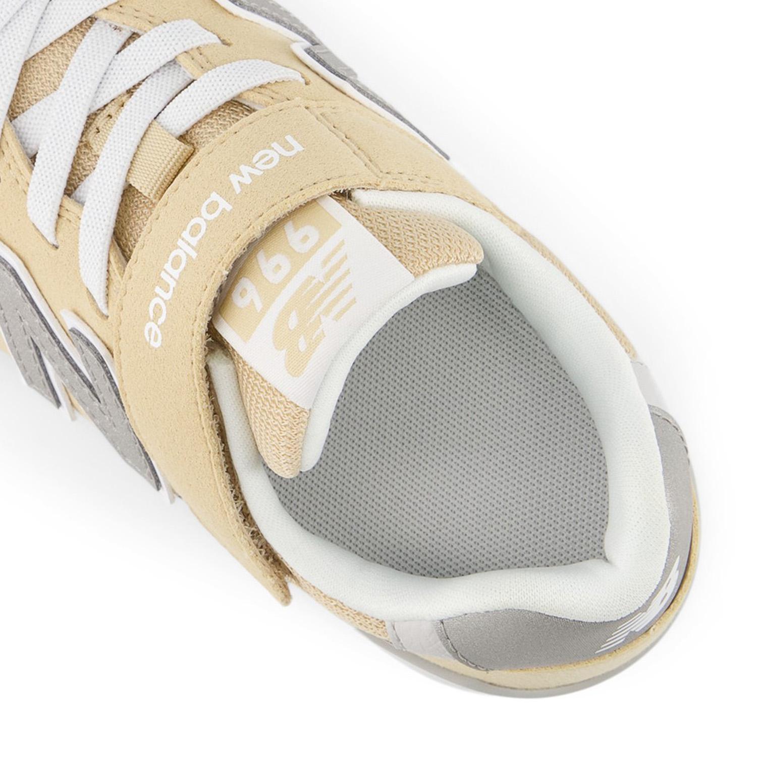 【専用】▲新品 限定 New Balance ニューバランス YV996ベージュ Amazon | [ニューバランス] キッズスニーカー YV996 旧モデル