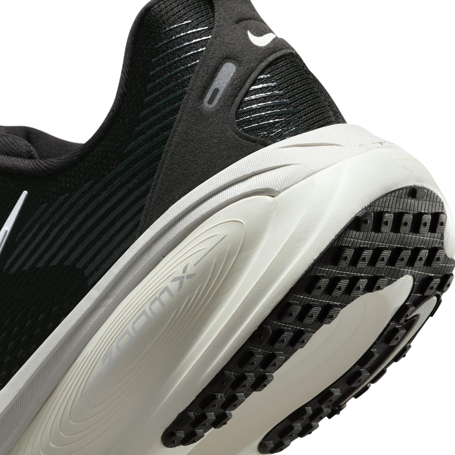 NIKE NIKE Vomero 18｜OSHMAN'S ONLINE 公式通販