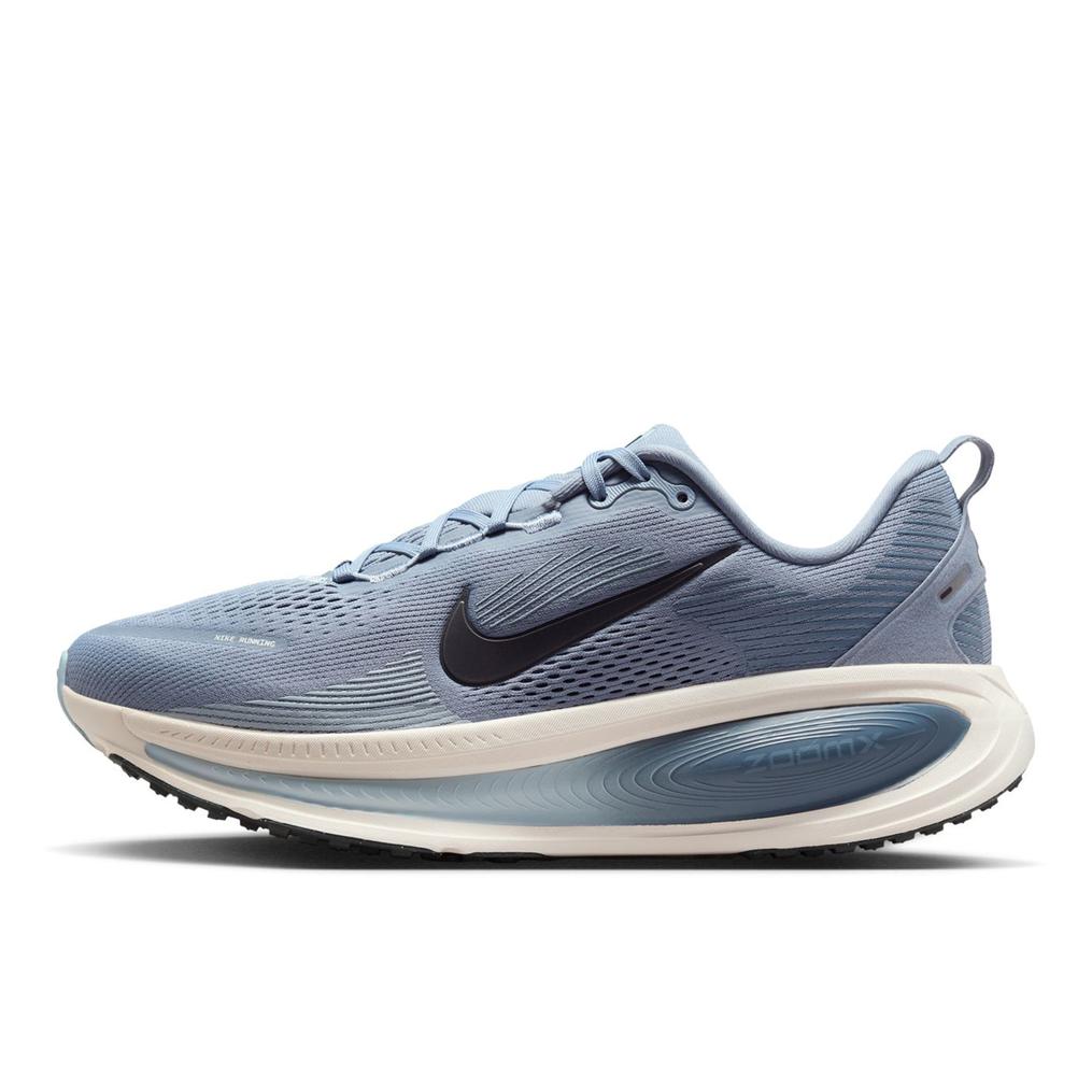  NIKE NIKE Vomero 18画像1