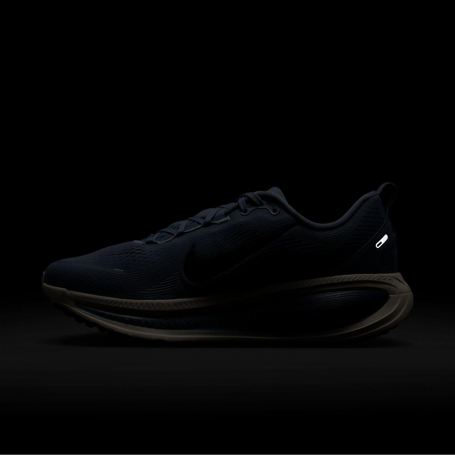 NIKE NIKE Vomero 18｜OSHMAN'S ONLINE 公式通販