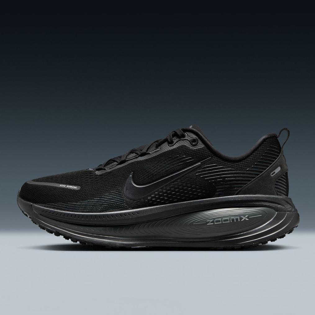 NIKE NIKE Vomero 18画像1