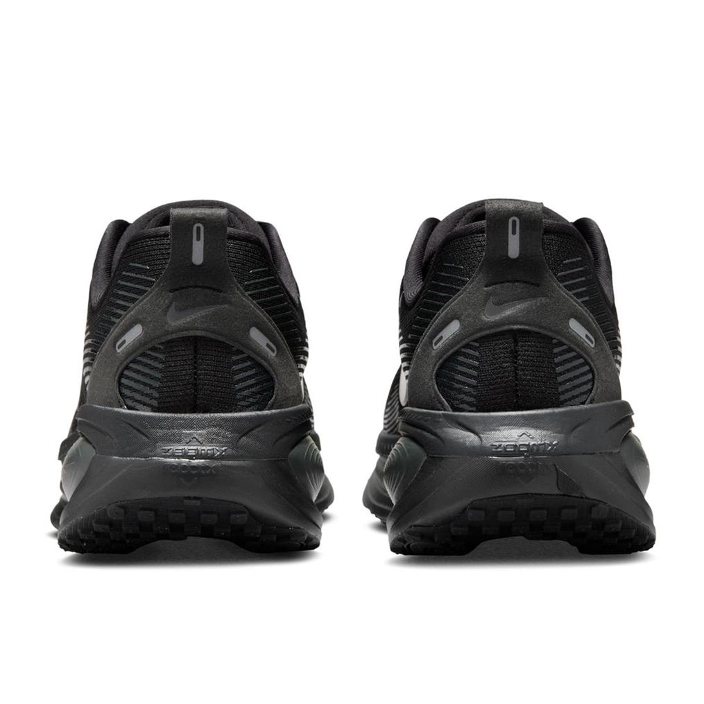  NIKE NIKE Vomero 18画像2