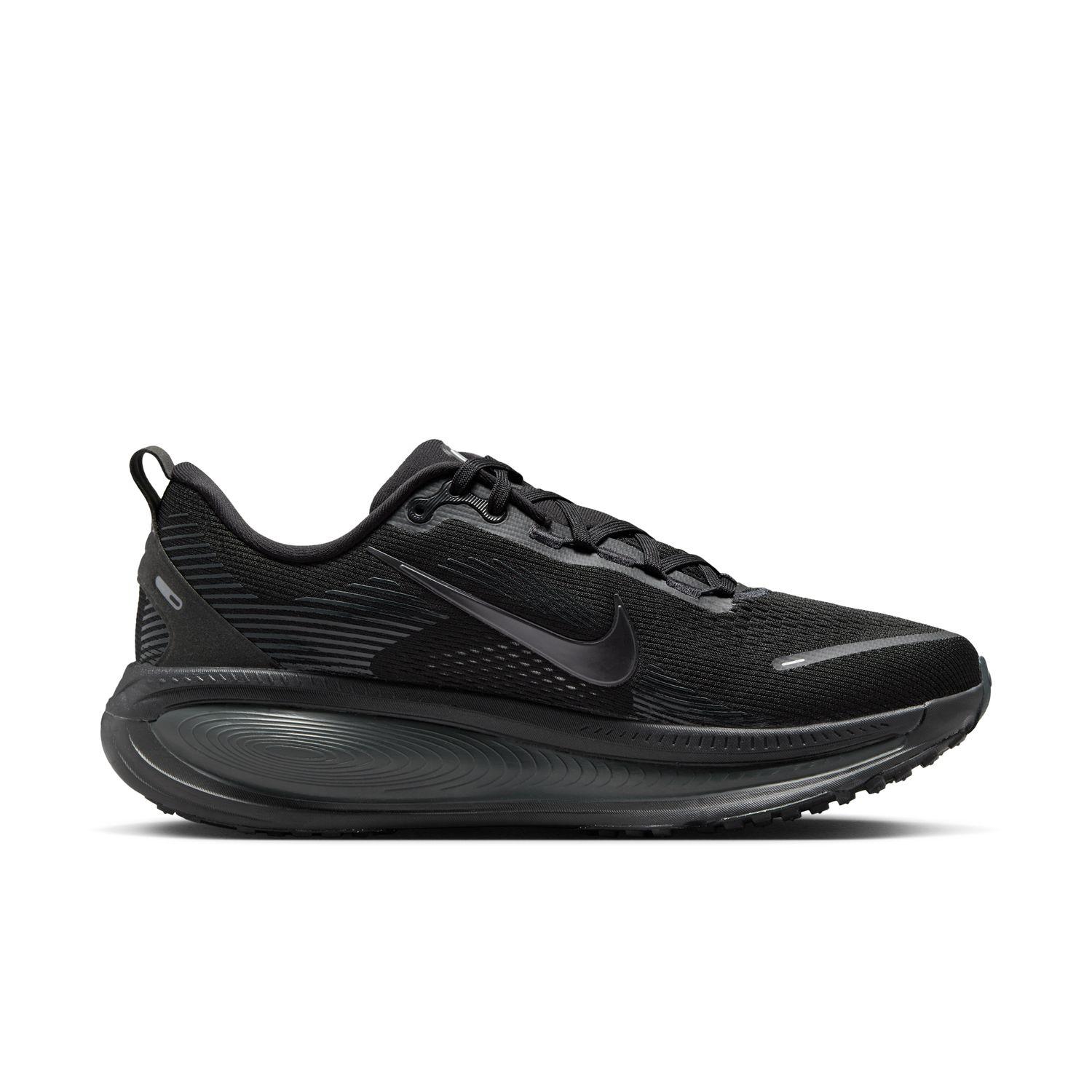  NIKE VOMERO 18画像5