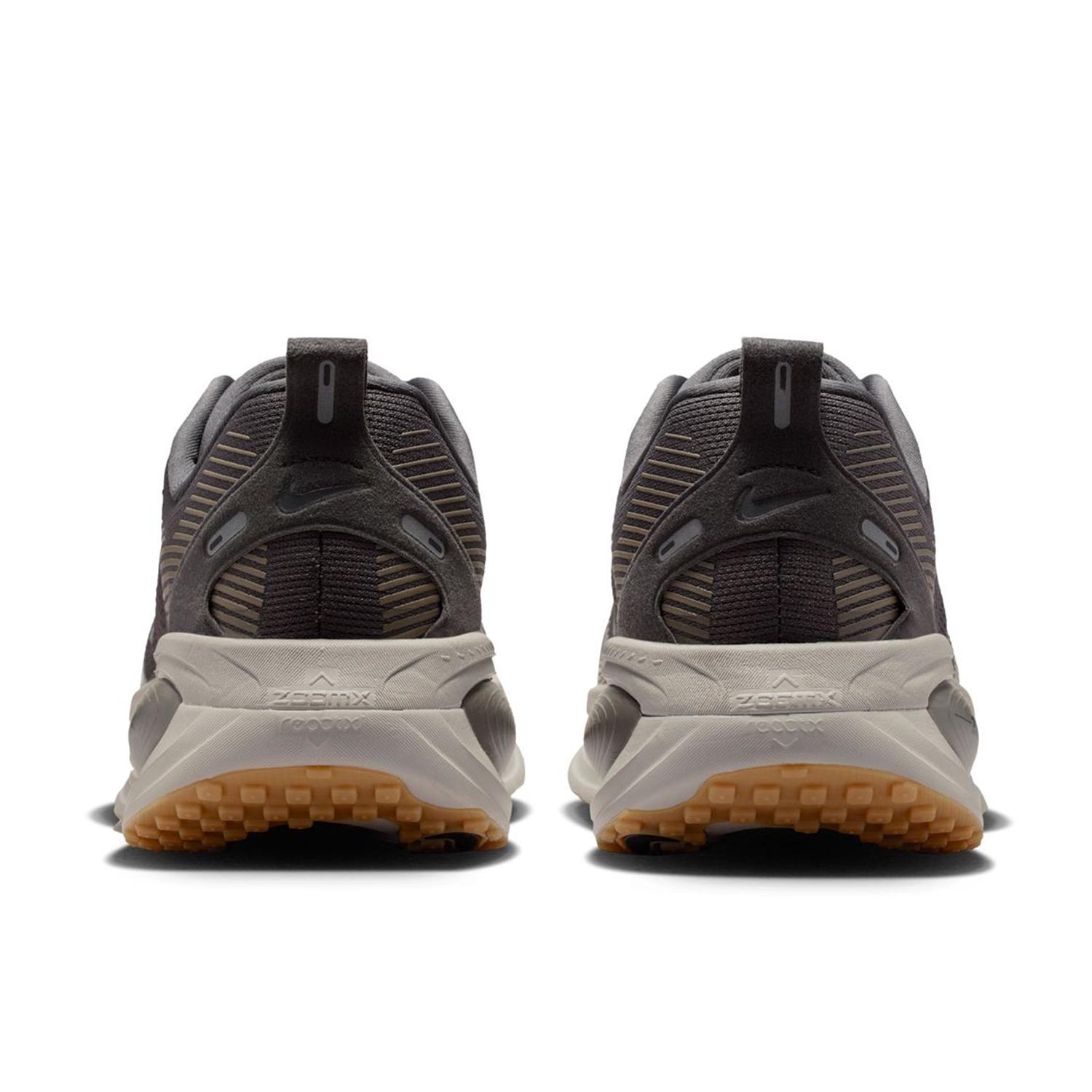 NIKE NIKE Vomero 18｜OSHMAN'S ONLINE 公式通販