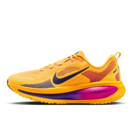 NIKE ズーム ボメロ 18