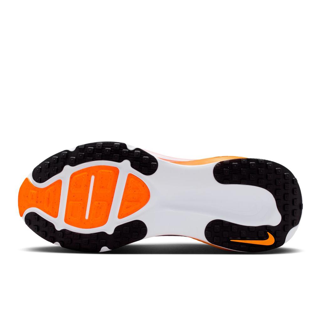  NIKE NIKE Vomero 18画像6
