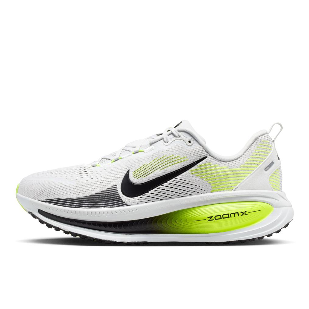  NIKE NIKE Vomero 18画像1