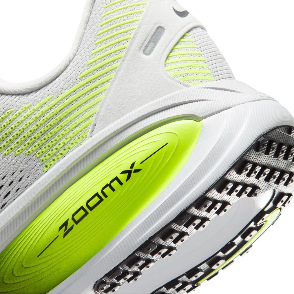  NIKE NIKE Vomero 18画像8