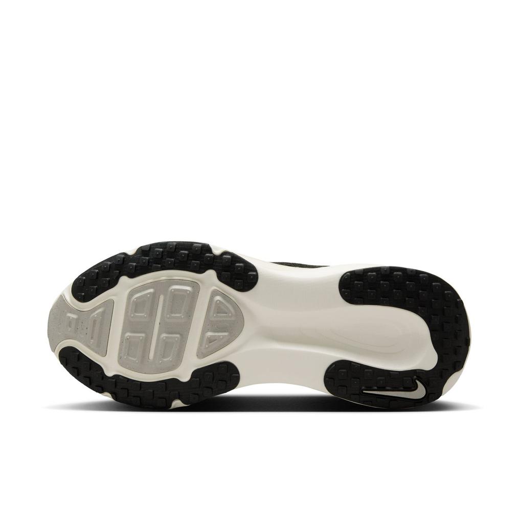  NIKE NIKE W Vomero 18画像5