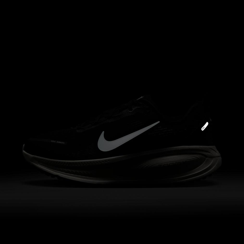  NIKE NIKE W Vomero 18画像10