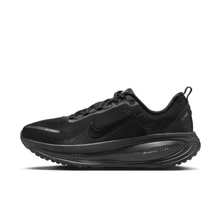 NIKE ウィメンズ ボメロ 18