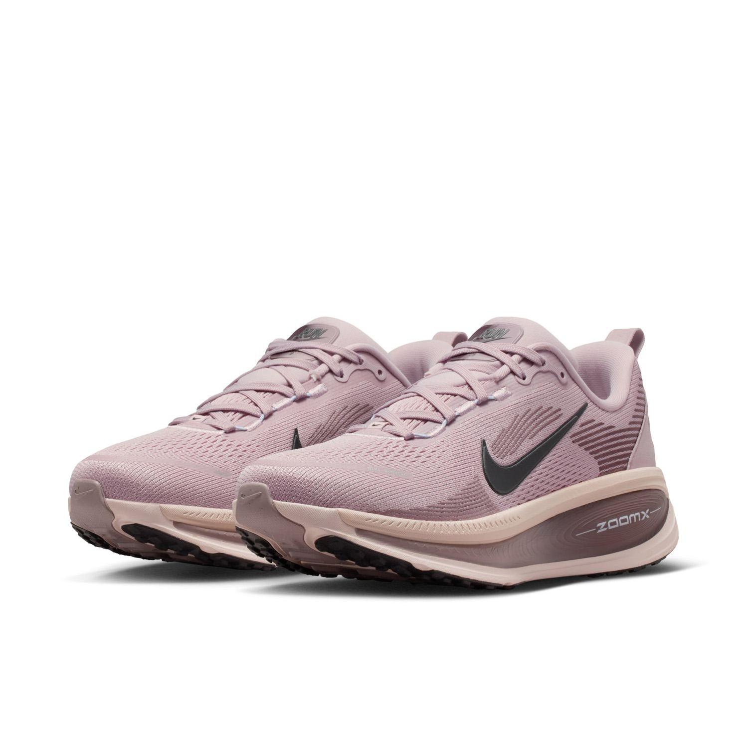 ナイキ ボメロ 18 ウィメンズ ロード ランニングシューズ グレー/ピンク NIKE NIKE W Vomero 18｜OSHMAN'S ONLINE 公式通販