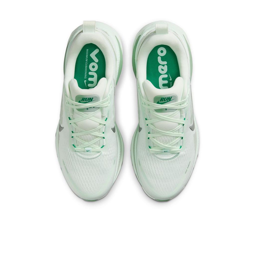  NIKE NIKE W Vomero 18画像2