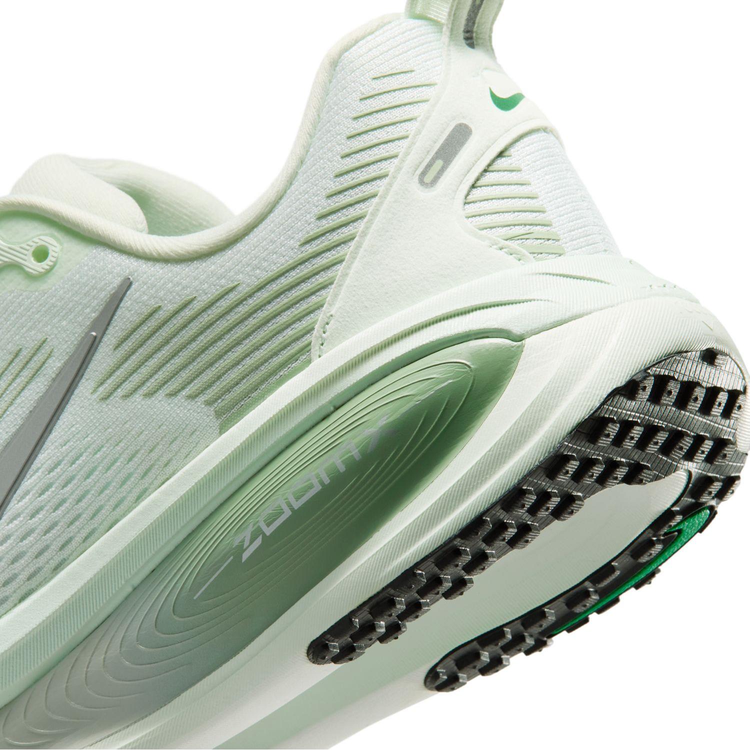 NIKE NIKE W Vomero 18｜OSHMAN'S ONLINE 公式通販