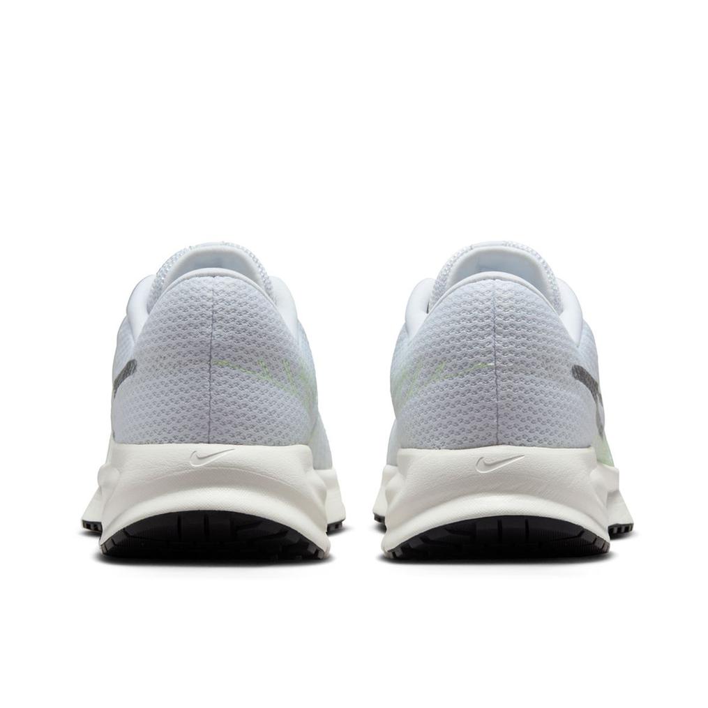  NIKE NIKE W Run Defy画像2