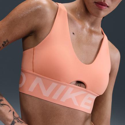 NIKE プロインディプランジミディアムサポートパッディドスポーツブラ