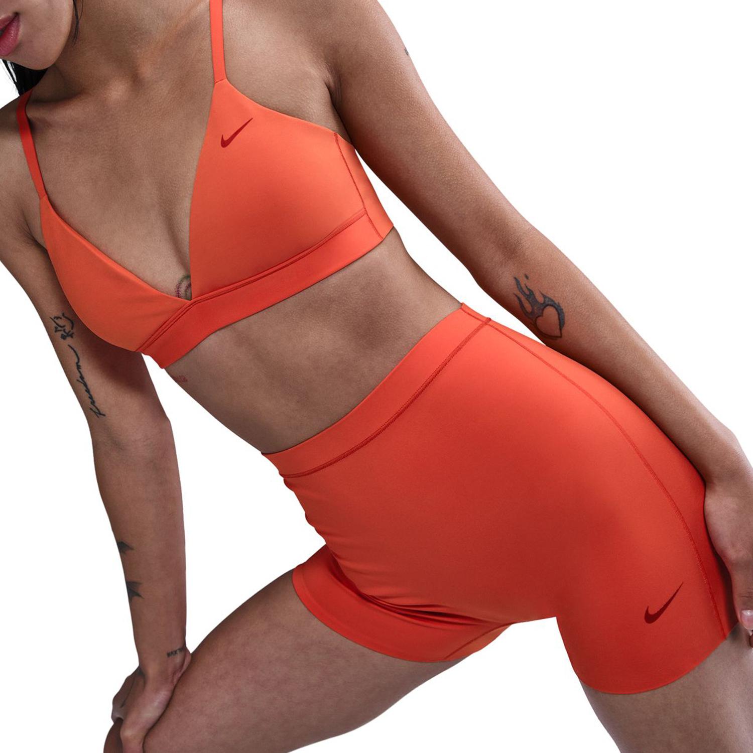 NIKE NIKE Form Lightsupport Padded Triangle Bra｜OSHMAN'S ONLINE