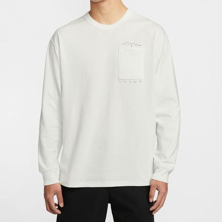 NIKE スポーツウェアプレミアムロングスリーブ Tシャツ