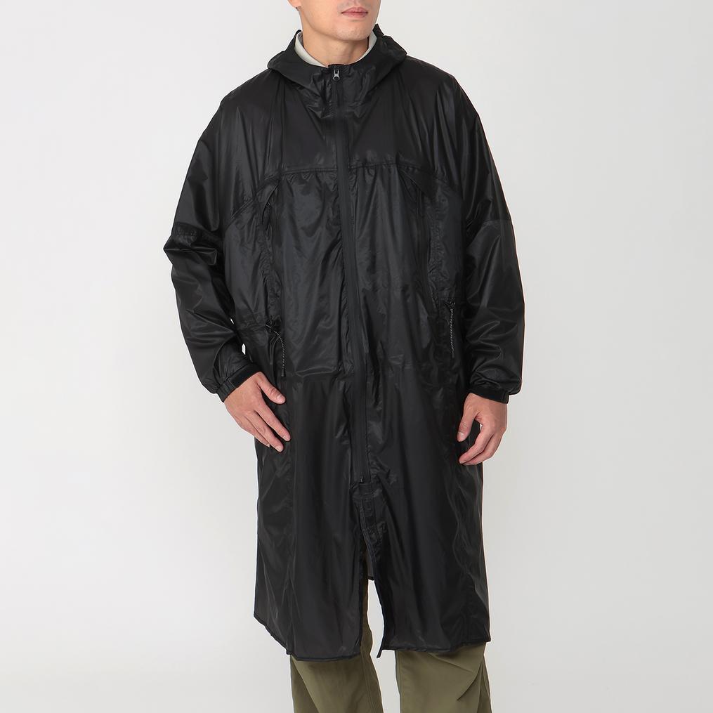 モデル：178㎝ / 着用サイズ：F KiU KIU Air Light Rain Poncho画像1