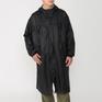 モデル：178㎝ / 着用サイズ：F KiU KIU Air Light Rain Poncho画像1