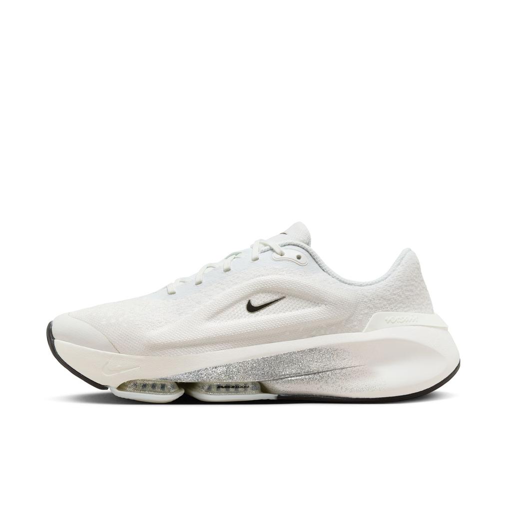  NIKE NIKE W Versair PRM画像1