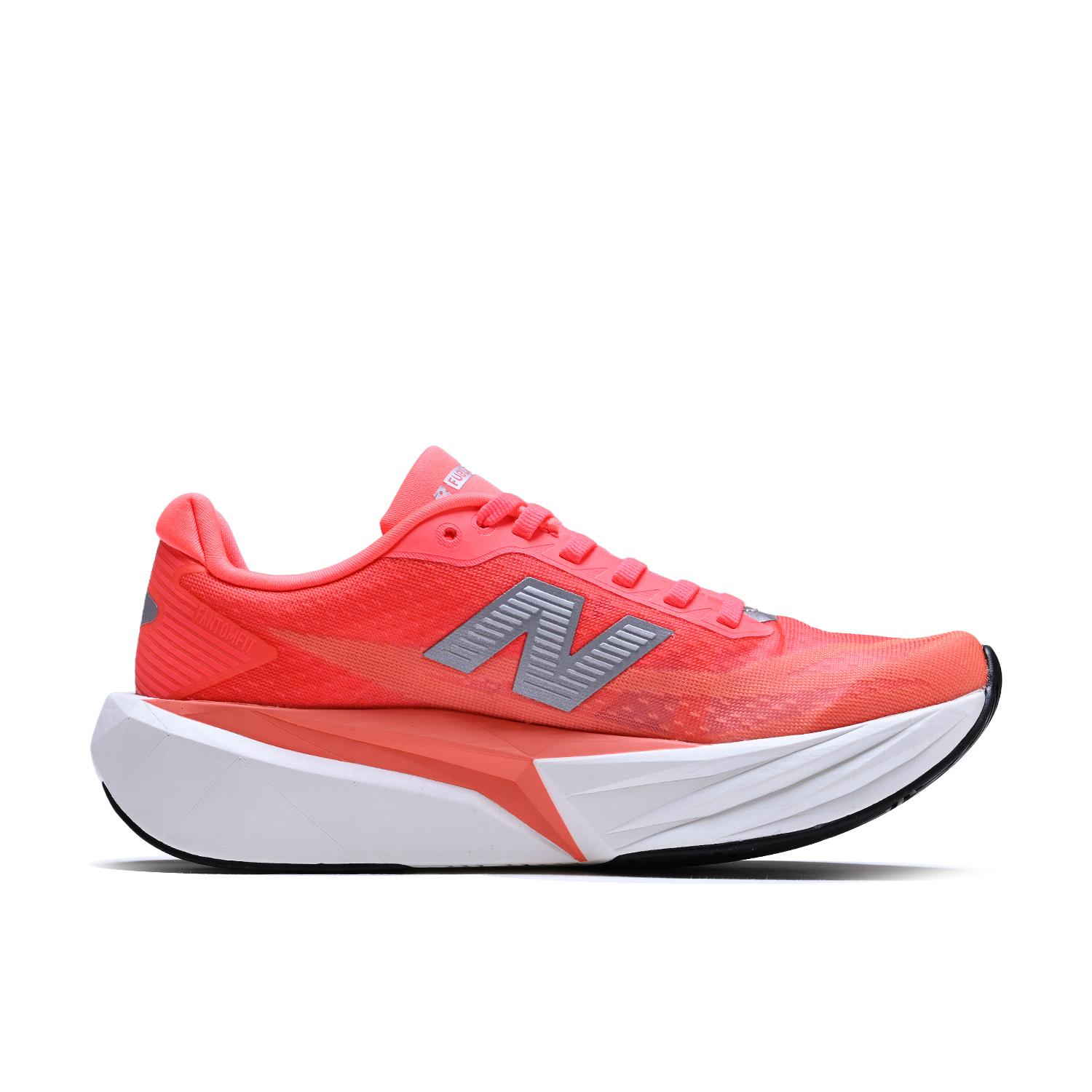 New Balance★ニューバランス★9.5型★美品★スタッフ(WH×RED) NEW BALANCE】 ニューバランス WFCXL5A(B) フューエルセル