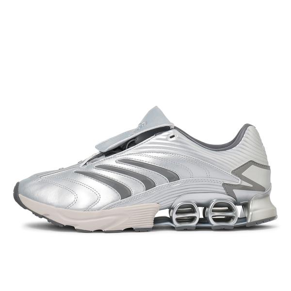 adidas プレデター メガライド シルバー 23cm