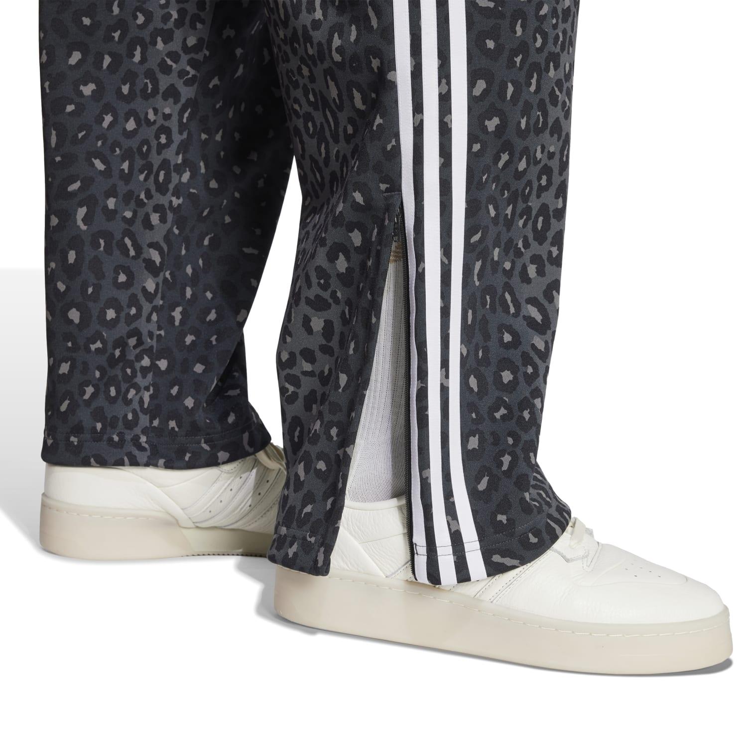 adidas】 アディダス U LEO TP ロングパンツ JV7582 ABC-MART