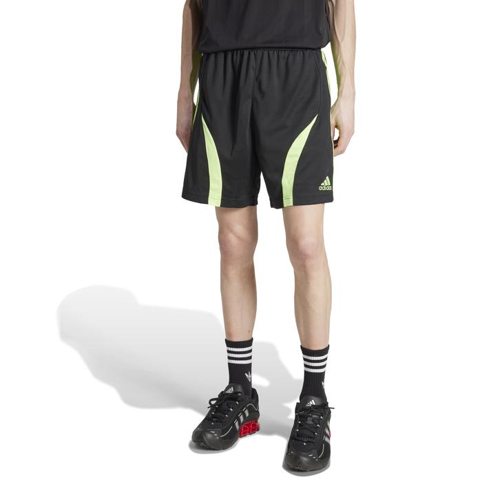 adidas �V���[�g�p���c BLACK/SGREEN