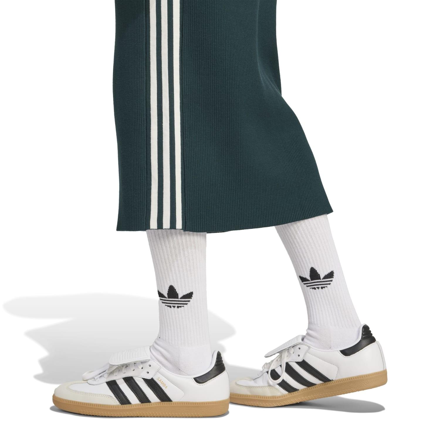 新品 アディダス セットアップ 上下 フリルスカート 長袖クルーネック ホワイト 新品 アディダス セットアップ 上下 フリルスカート 長袖クルー