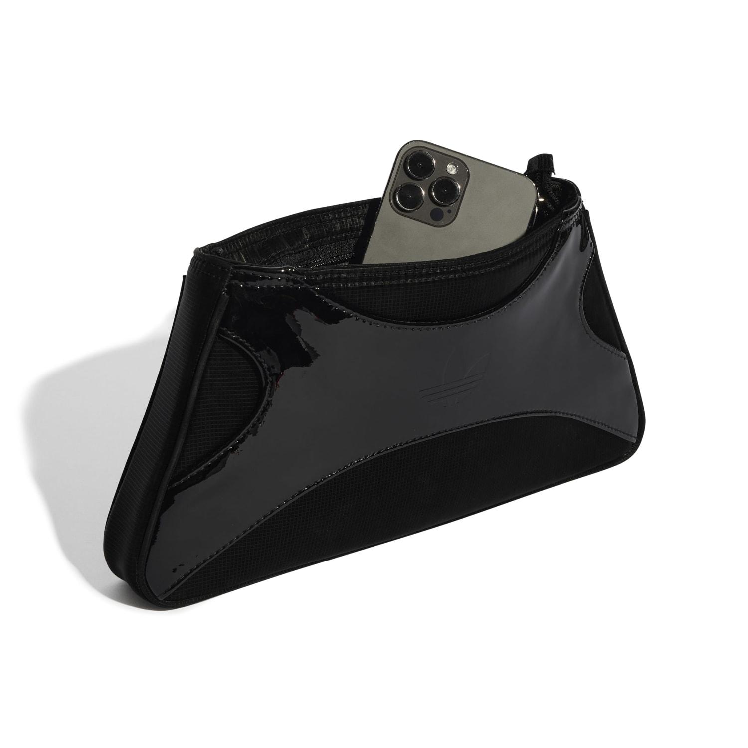 adidas】 アディダス U CLUTCH SH BAG バッグ JX2763 BLACK | ABC-MART