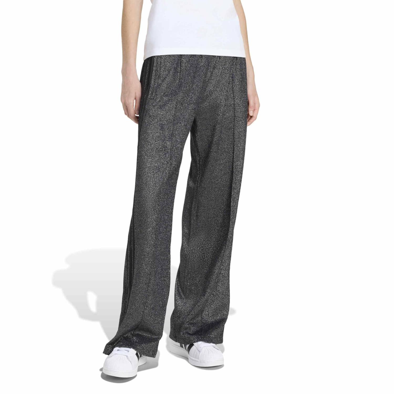 adidas アディダス　ロングパンツ JV7580 ABC-MART限定 アディダス ロングパンツ、ウェア（S、M、L、XL）｜ABC-MART GRAND