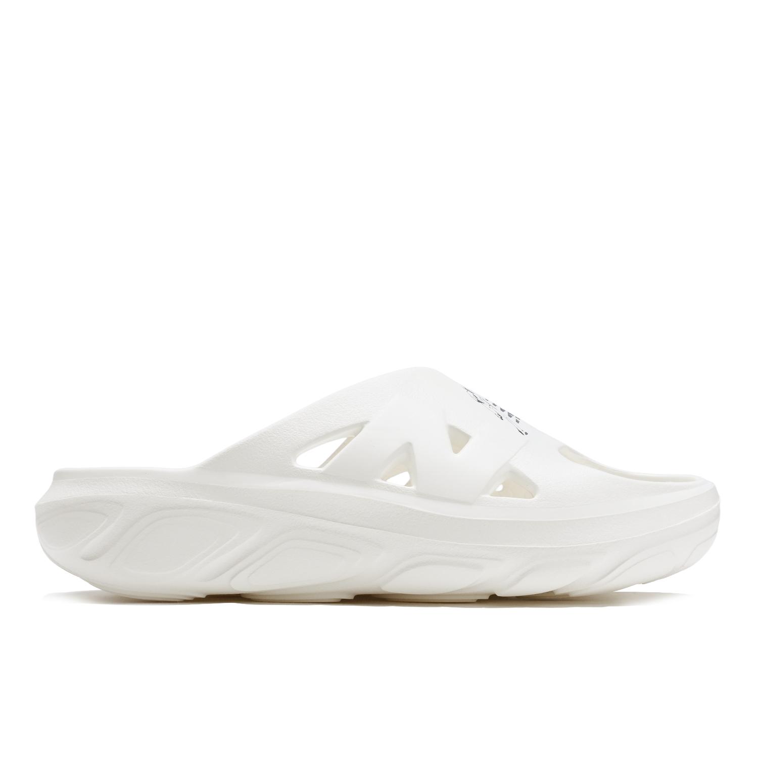 【NEW BALANCE】ニューバランス RCVRYSS1(D) WHITE(S1) 国内発送 NEW BALANCE】 ニューバランス RCVRYSS1(D) フレッシュフォーム