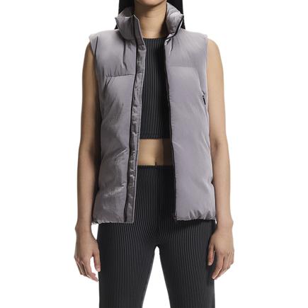 On オールデイパファーベスト