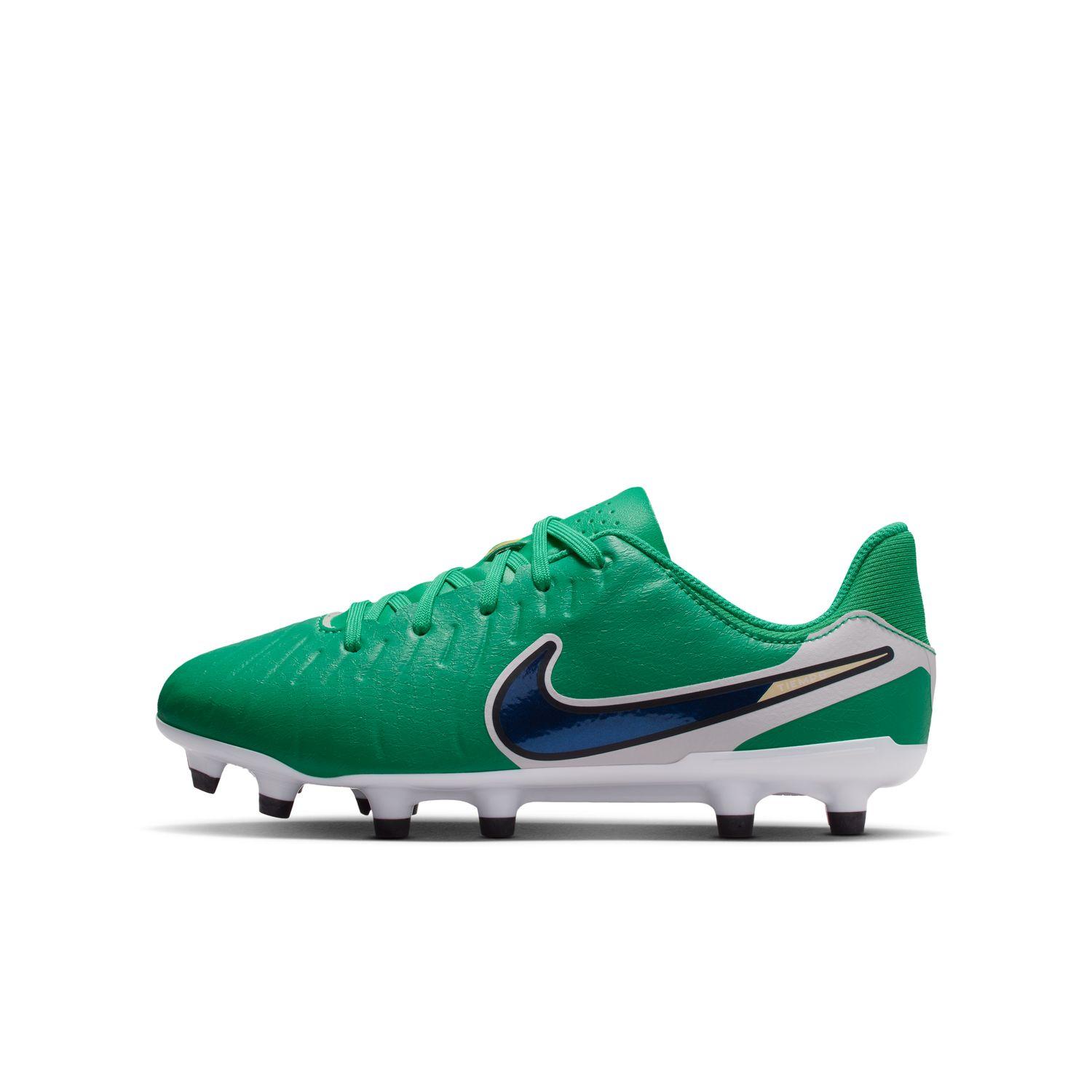 Nike グリーンスニーカー ローカット 中古・古着通販】NIKE (ナイキ) ローカットスニーカー グリーン
