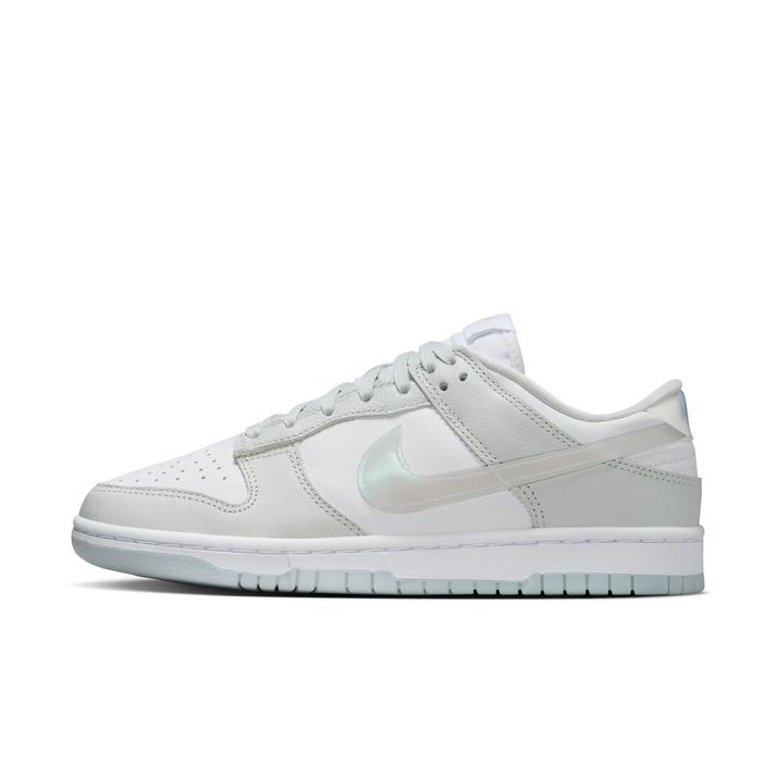 NIKE �E�B�����Y�_���N LOW 001PTNDST/MLTCL