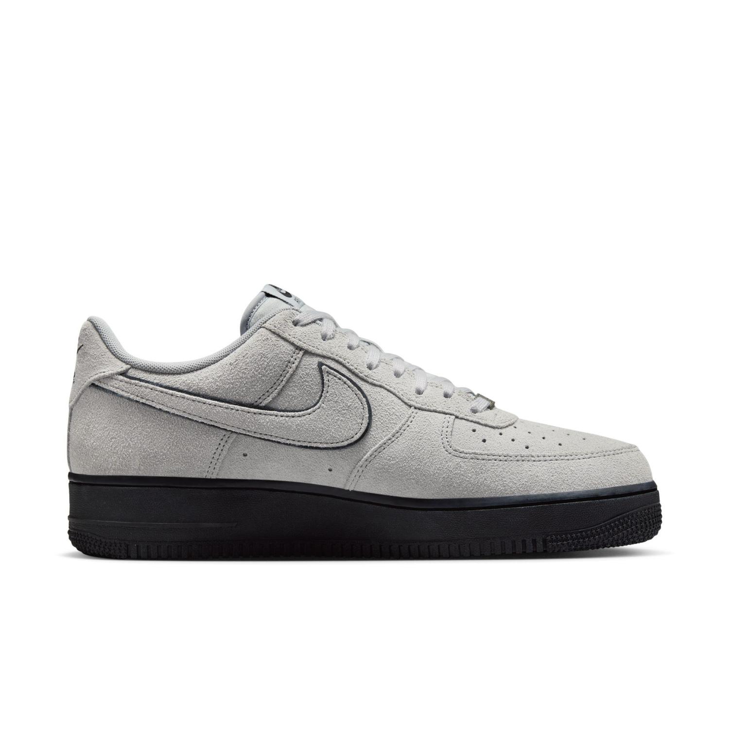  NIKE AIR FORCE 1 '07 LV8画像5