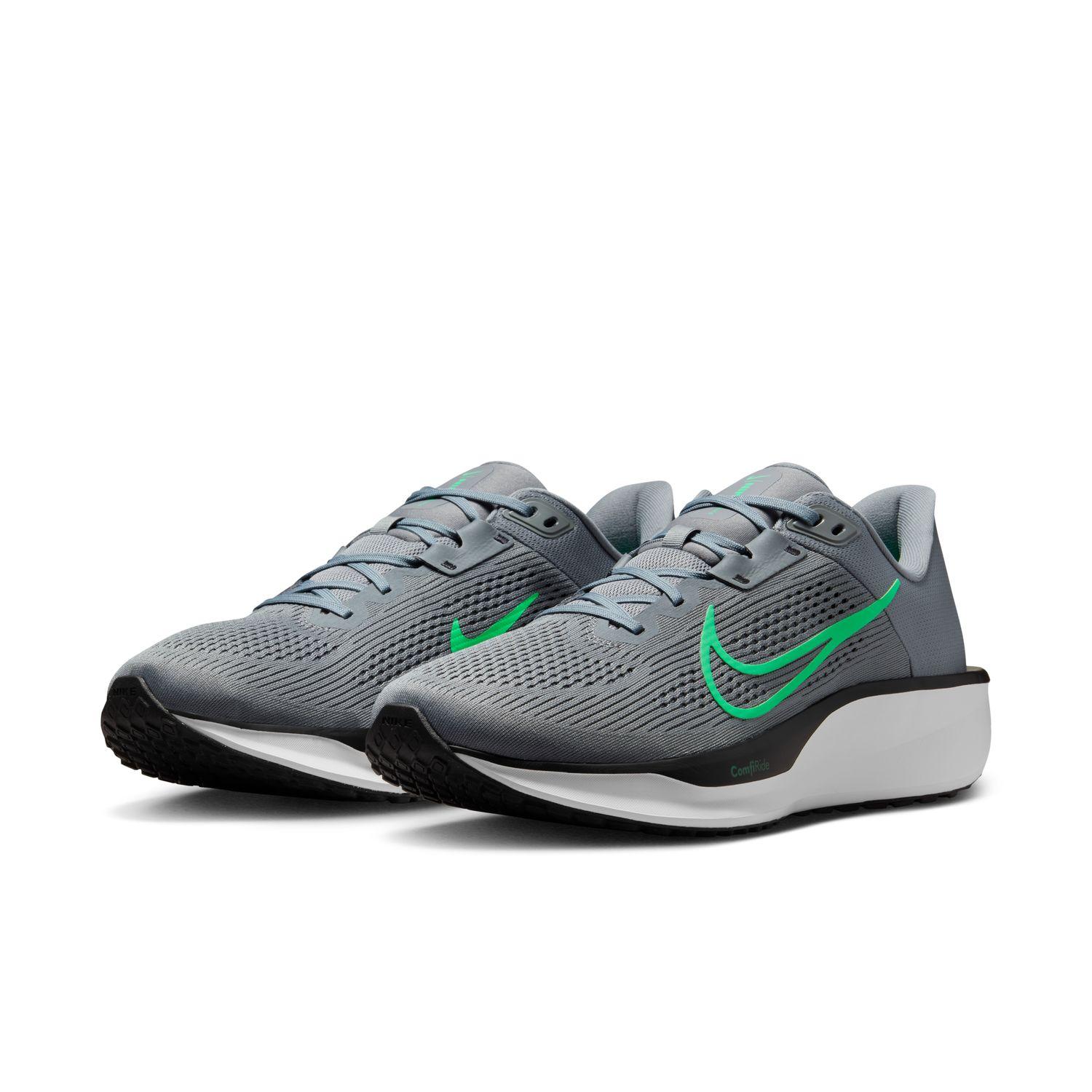 NIKE】 ナイキ QUEST 6 クエスト 6 MFD6033 009SMKGRY/GRNS