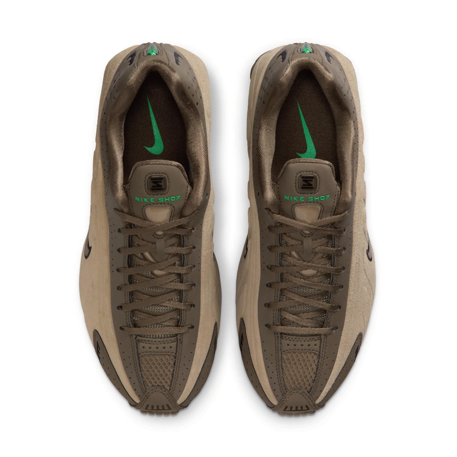  NIKE W SHOX R4画像3