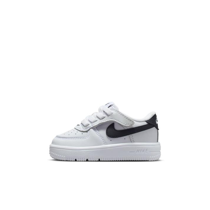 NIKE �t�H�[�X 1 LOW �C�[�W�[�I�� TD 100WHT/BLK