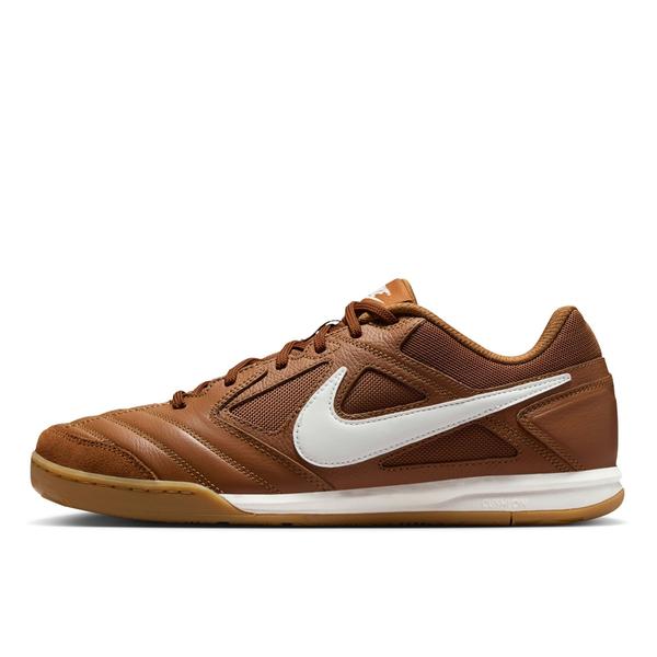 NIKE ガト ベージュ 24.5cm