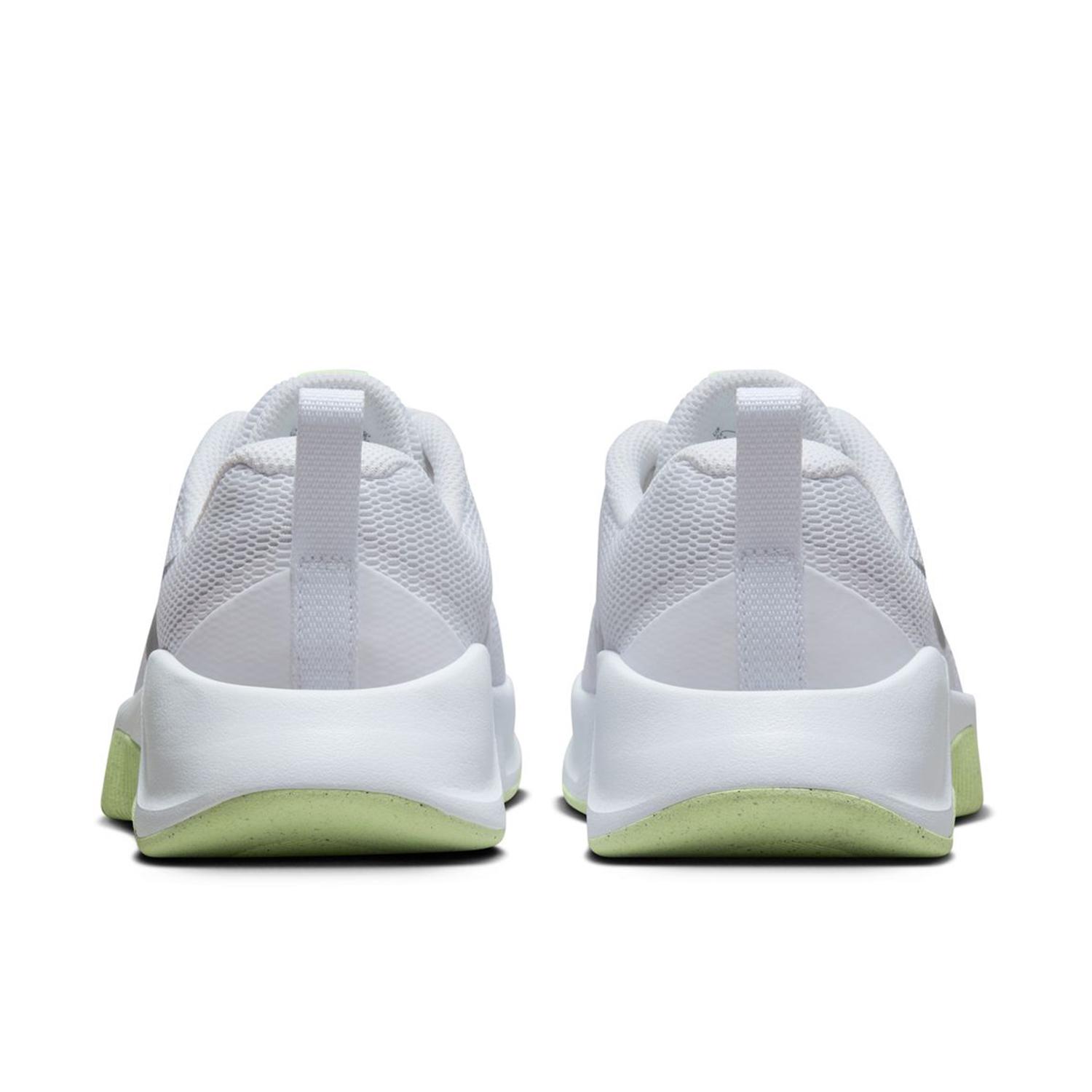NIKE NIKE W MC Trainer 3｜OSHMAN'S ONLINE 公式通販