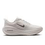 NIKE NIKE Vomero Plus画像3