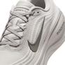  NIKE NIKE Vomero Plus画像7