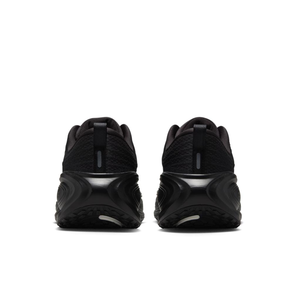  NIKE NIKE Vomero Plus画像4