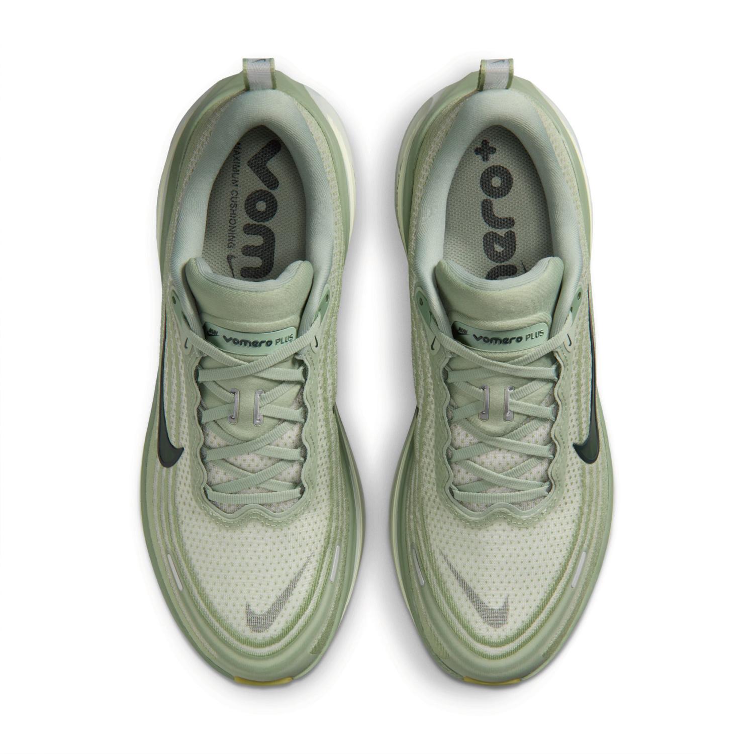  NIKE ZOOM VOMERO PLUS画像3
