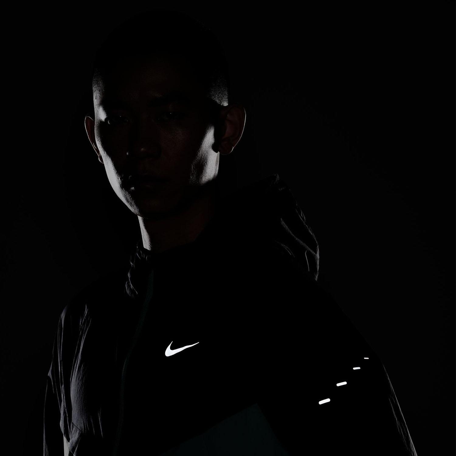 NIKE NIKE Stride Repel UV Run Jacket｜OSHMAN'S ONLINE 公式通販