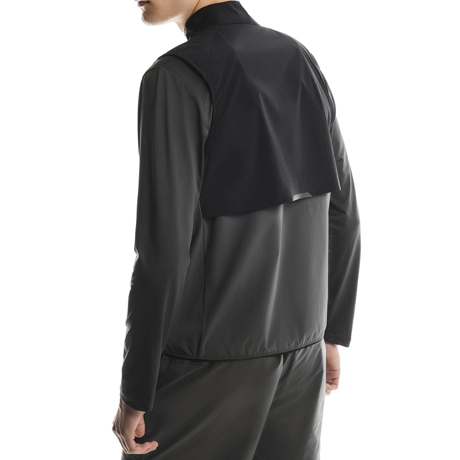 On On Weather Vest｜OSHMAN'S ONLINE 公式通販